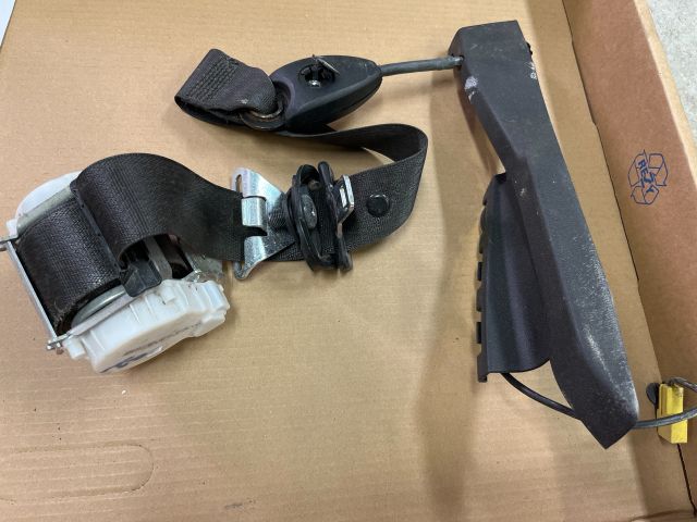 bontott OPEL MERIVA B Bal első Biztonsági Öv