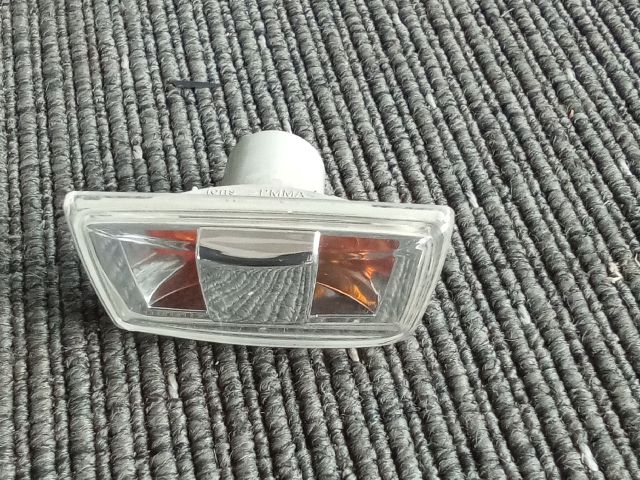 bontott OPEL MERIVA B Bal első Sárvédő Irányjelző