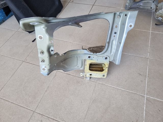 bontott OPEL MERIVA B Bal Fényszóró Lámpakeret