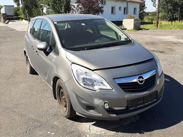 bontott OPEL MERIVA B Bal Fényszóró