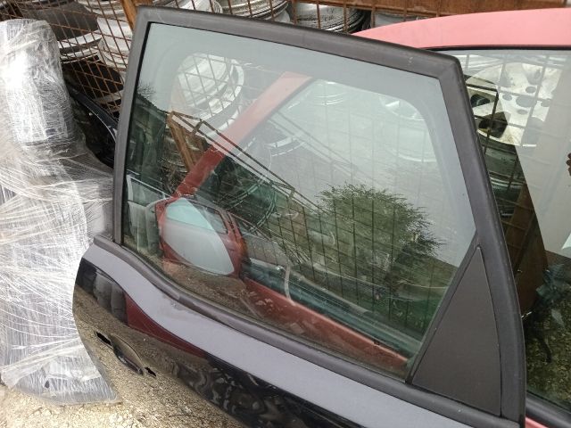 bontott OPEL MERIVA B Bal hátsó Ajtó (Részeivel)