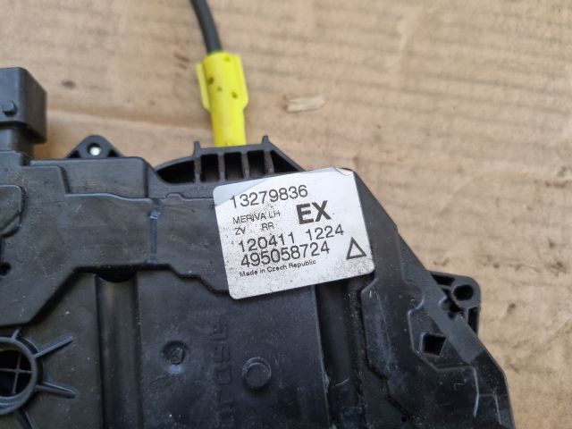 bontott OPEL MERIVA B Bal hátsó Ajtózár