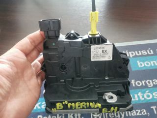 bontott OPEL MERIVA B Bal hátsó Ajtózár