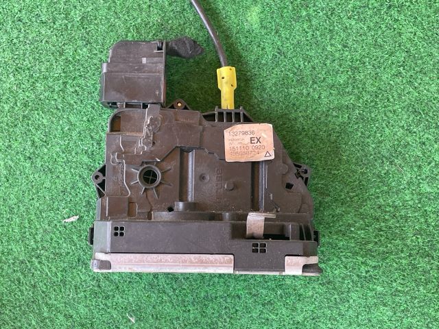 bontott OPEL MERIVA B Bal hátsó Ajtózár