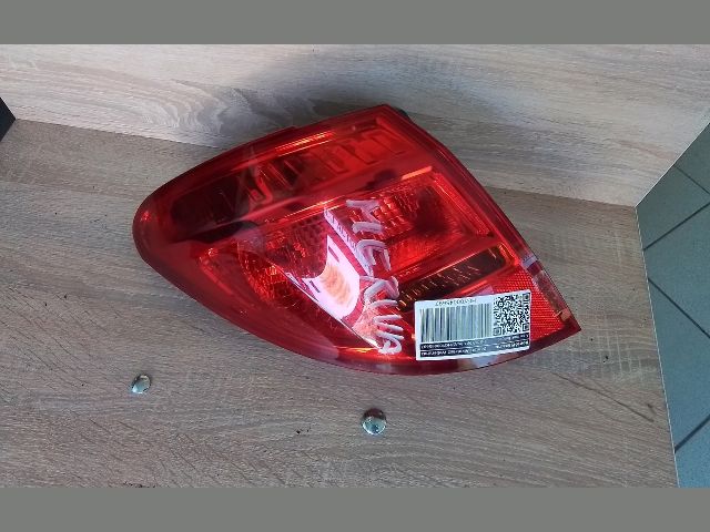 bontott OPEL MERIVA B Bal Hátsó Lámpa