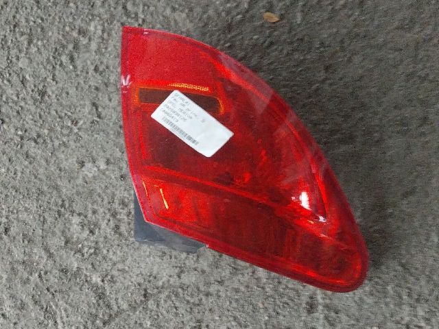 bontott OPEL MERIVA B Bal Hátsó Lámpa