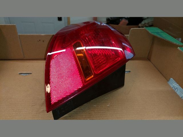 bontott OPEL MERIVA B Bal Külső Hátsó Lámpa