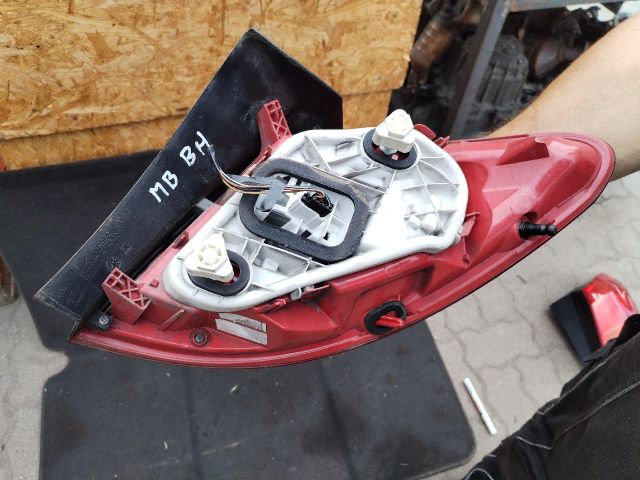 bontott OPEL MERIVA B Bal Külső Hátsó Lámpa