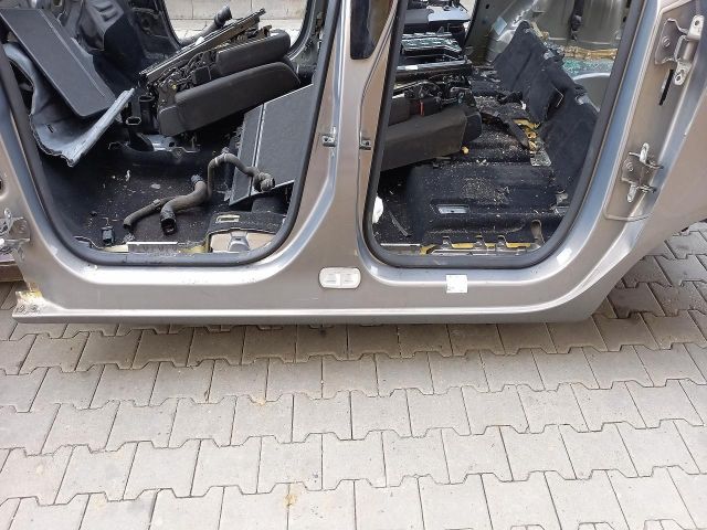 bontott OPEL MERIVA B Bal Küszöb