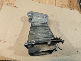 bontott OPEL MERIVA B Bal Lökhárító Tartó Nyúlványvég