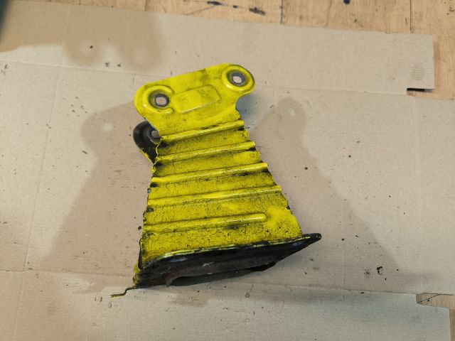 bontott OPEL MERIVA B Bal Lökhárító Tartó Nyúlványvég