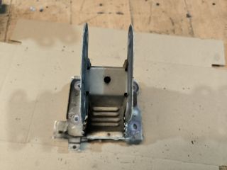 bontott OPEL MERIVA B Bal Lökhárító Tartó Nyúlványvég