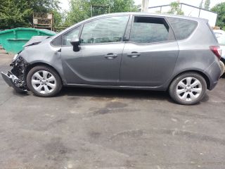 bontott OPEL MERIVA B Bal Visszapillantó Tükör (Elektromos)