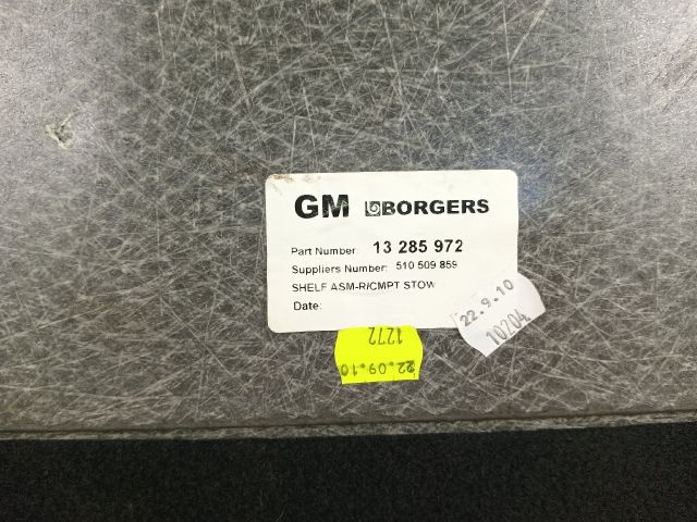 bontott OPEL MERIVA B Csomagtérajtó Kárpit