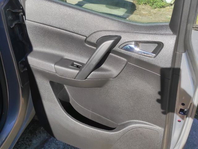 bontott OPEL MERIVA B Csomagtérajtó Kárpit