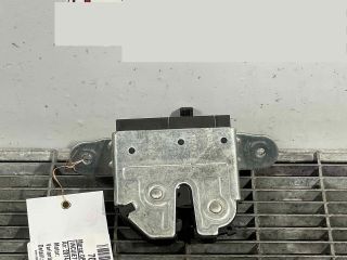 bontott OPEL MERIVA B Csomagtérajtó Ütköző