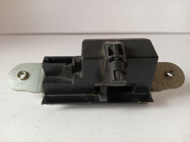 bontott OPEL MERIVA B Csomagtérajtó Zárszerkezet