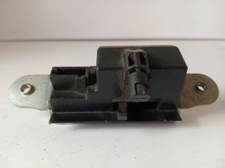 bontott OPEL MERIVA B Csomagtérajtó Zárszerkezet