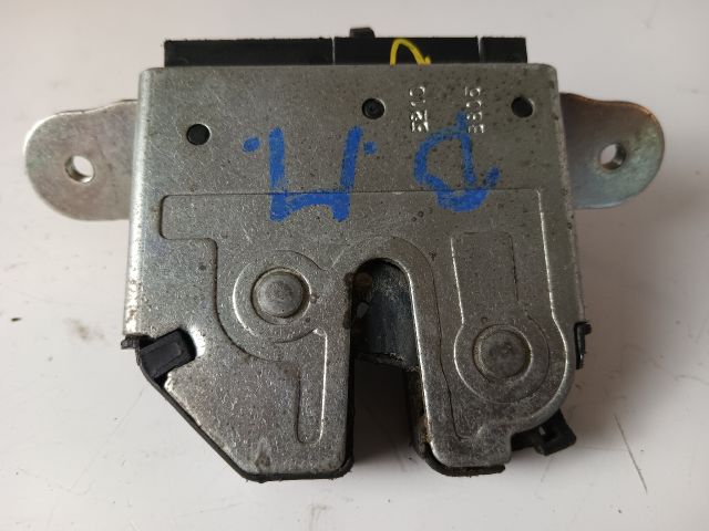 bontott OPEL MERIVA B Csomagtérajtó Zárszerkezet