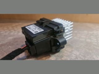 bontott OPEL MERIVA B Előtét Ellenállás Fűtőmotor