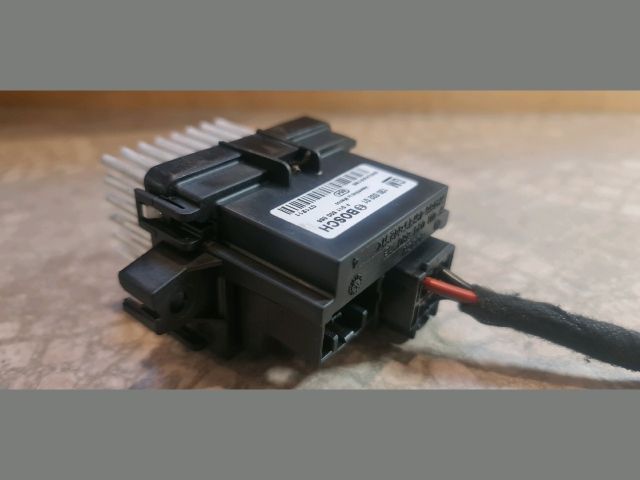 bontott OPEL MERIVA B Előtét Ellenállás Fűtőmotor