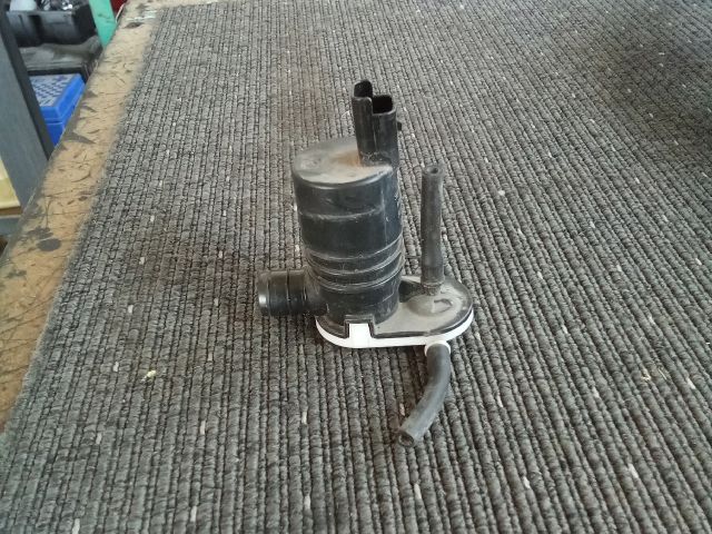 bontott OPEL MERIVA B Első Ablakmosó Szivattyú