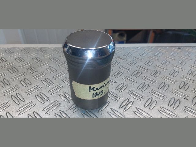 bontott OPEL MERIVA B Első Hamutartó