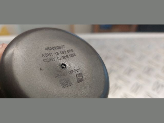 bontott OPEL MERIVA B Első Hamutartó