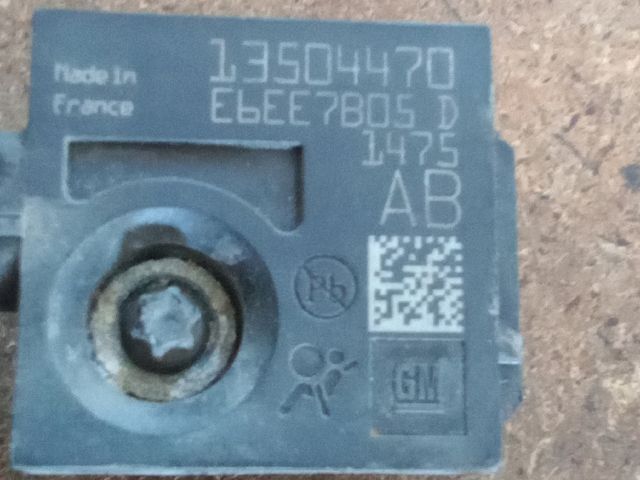 bontott OPEL MERIVA B Első Középső Ütközés Érzékelő (Homlokfalon)