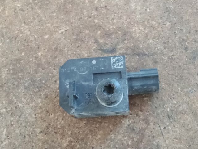 bontott OPEL MERIVA B Első Középső Ütközés Érzékelő (Homlokfalon)