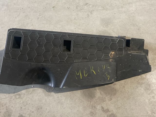 bontott OPEL MERIVA B Első Lökhárító Alsó (Műanyag)