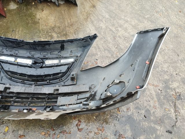 bontott OPEL MERIVA B Első Lökhárító (Részeivel)