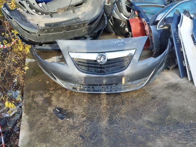 bontott OPEL MERIVA B Első Lökhárító (Részeivel)