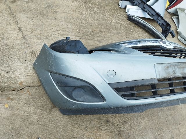 bontott OPEL MERIVA B Első Lökhárító (Részeivel)