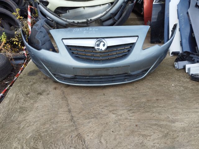 bontott OPEL MERIVA B Első Lökhárító (Részeivel)