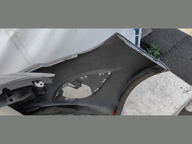 bontott OPEL MERIVA B Első Lökhárító (Üresen)