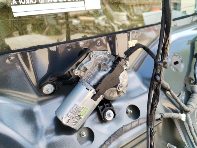 bontott OPEL MERIVA B Hátsó Ablaktörlő Motor