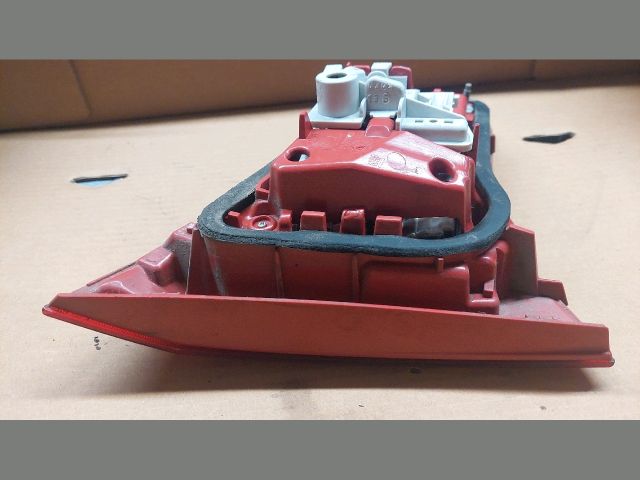 bontott OPEL MERIVA B Jobb Belső Hátsó Lámpa