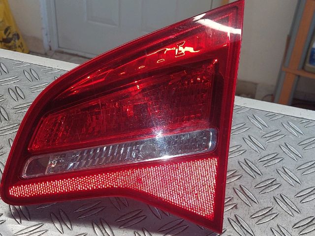 bontott OPEL MERIVA B Jobb Belső Hátsó Lámpa