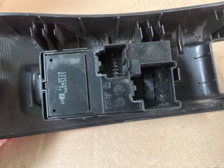 bontott OPEL MERIVA B Jobb első Ablakemelő Kapcsoló