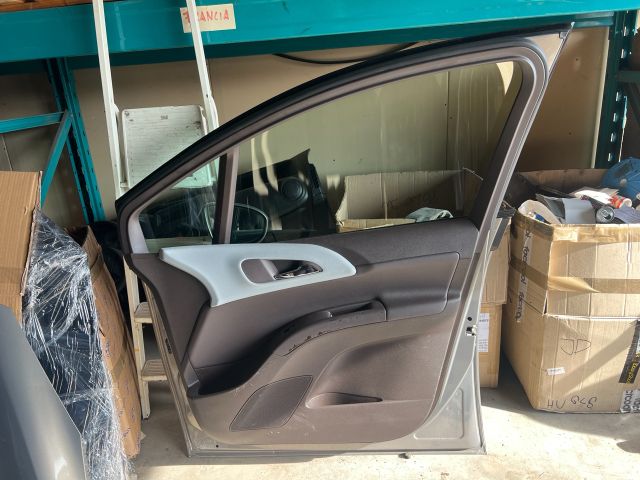 bontott OPEL MERIVA B Jobb első Ajtó (Részeivel)