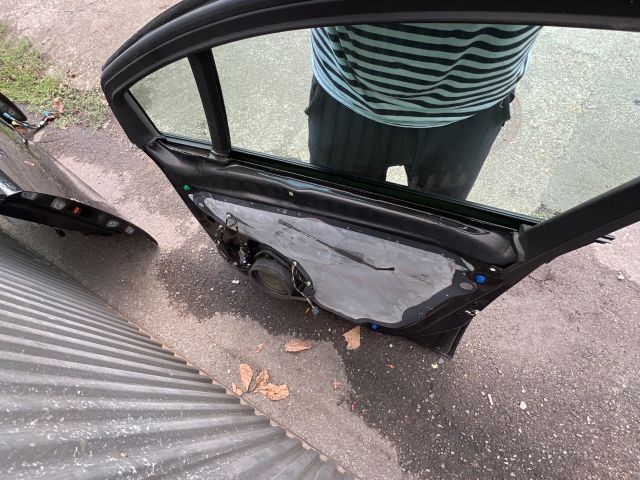 bontott OPEL MERIVA B Jobb első Ajtó (Részeivel)