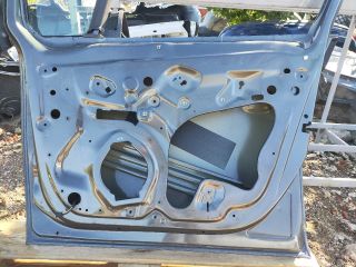 bontott OPEL MERIVA B Jobb első Ajtó (Üres lemez)