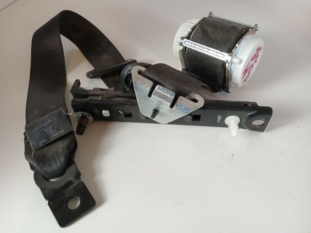 bontott OPEL MERIVA B Jobb első Biztonsági Öv