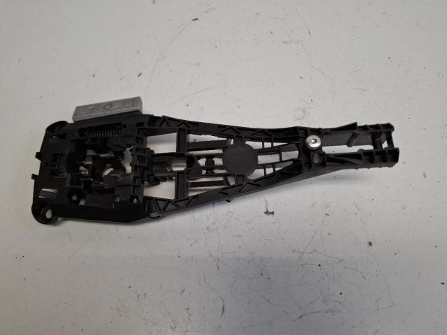 bontott OPEL MERIVA B Jobb első Külső Kilincsfészek