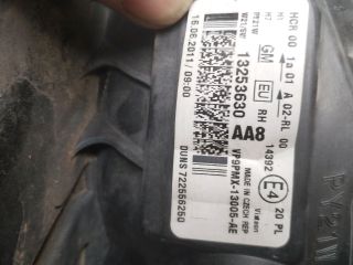 bontott OPEL MERIVA B Jobb Fényszóró