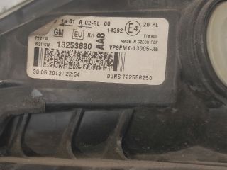 bontott OPEL MERIVA B Jobb Fényszóró