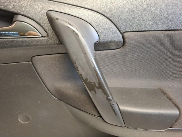 bontott OPEL MERIVA B Jobb hátsó Ajtó Kárpit