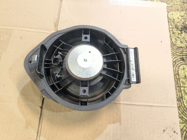 bontott OPEL MERIVA B Jobb hátsó Hangszóró