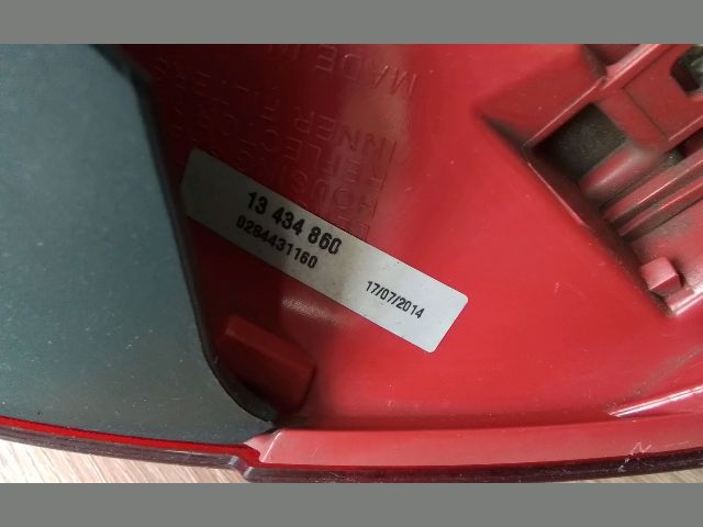 bontott OPEL MERIVA B Jobb Hátsó Lámpa